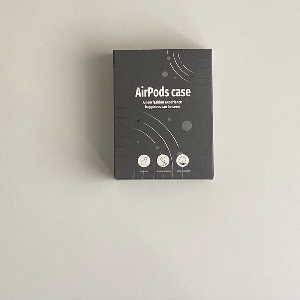 AirPod Pro Case With Cleaner - Picture 5 of 9